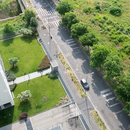 Panoramic Terrace 16th Floor Private Parking Milan